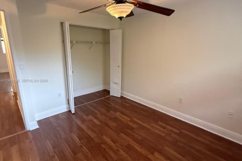 Condominio en alquiler en Miami, Florida, 2 dormitorios, 104.98 m2 № 2027707 - foto 17