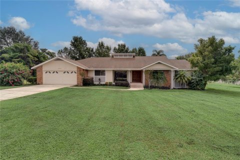 Villa ou maison à vendre à Clermont, Floride: 4 chambres, 303.6 m2 № 1914862 - photo 1