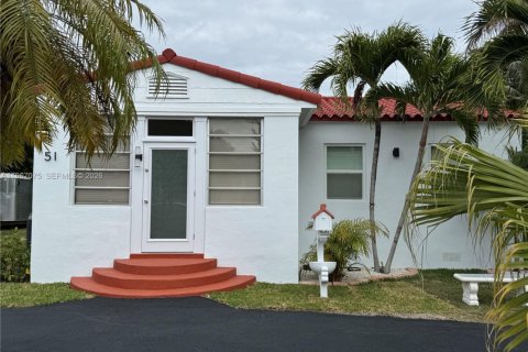 Villa ou maison à louer à Coral Gables, Floride: 3 chambres, 85.28 m2 № 2028625 - photo 28