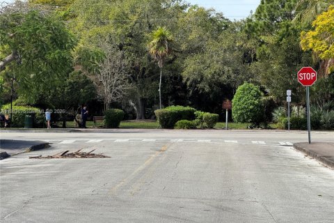 Villa ou maison à louer à Coral Gables, Floride: 3 chambres, 85.28 m2 № 2028625 - photo 23