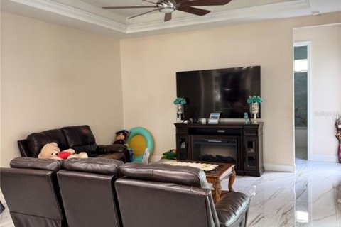 Casa en venta en Winter Haven, Florida, 4 dormitorios, 283.35 m2 № 2157891 - foto 17