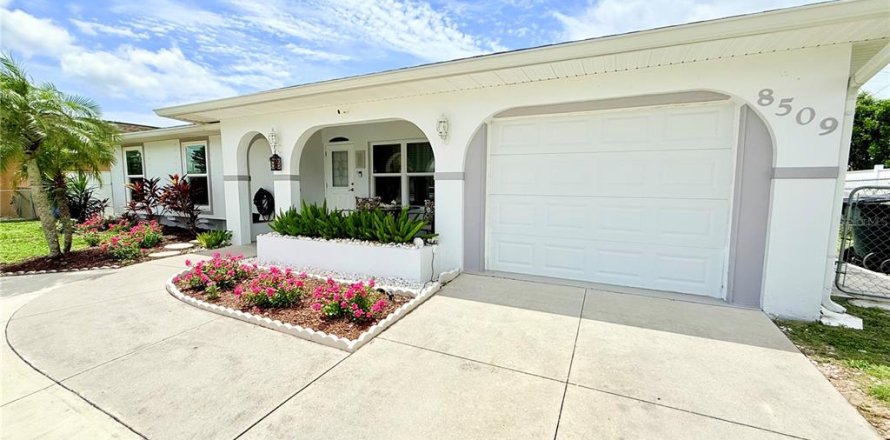 Casa en North Port, Florida 3 dormitorios, 158.49 m2 № 1807314