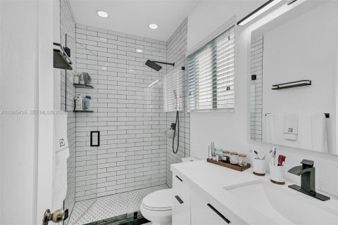 Townhouse in Cutler Bay, Florida 3 bedrooms, 120.31 sq.m. № 2026813 - photo 20