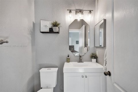 Townhouse in Cutler Bay, Florida 3 bedrooms, 120.31 sq.m. № 2026813 - photo 14