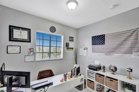 Townhouse in Cutler Bay, Florida 3 bedrooms, 120.31 sq.m. № 2026813 - photo 25