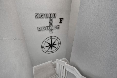 Townhouse in Cutler Bay, Florida 3 bedrooms, 120.31 sq.m. № 2026813 - photo 15