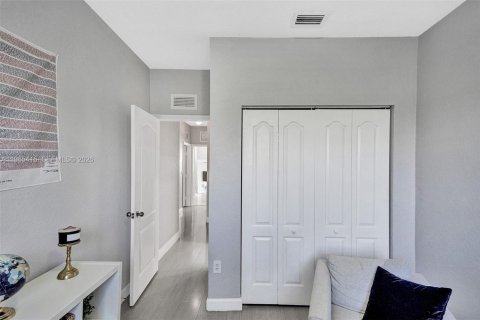 Townhouse in Cutler Bay, Florida 3 bedrooms, 120.31 sq.m. № 2026813 - photo 26