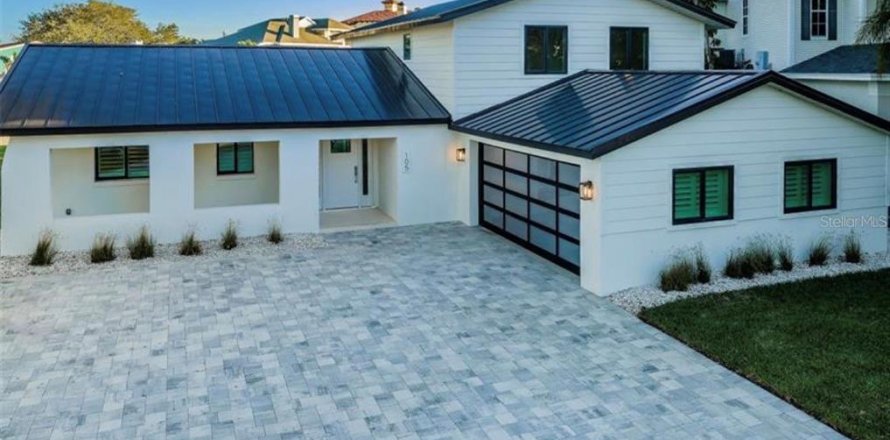 Villa ou maison à Palm Harbor, Floride 5 chambres, 236.44 m2 № 2220553