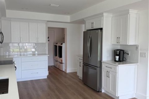 Villa ou maison à vendre à Palm Harbor, Floride: 5 chambres, 236.44 m2 № 2220553 - photo 11