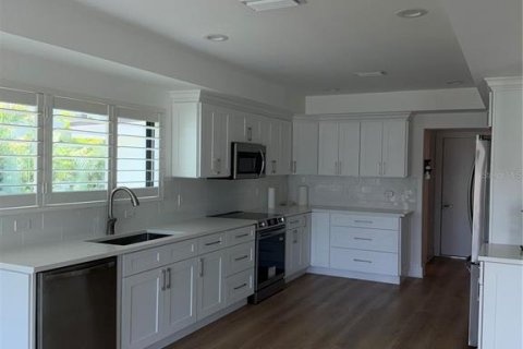 Villa ou maison à vendre à Palm Harbor, Floride: 5 chambres, 236.44 m2 № 2220553 - photo 14