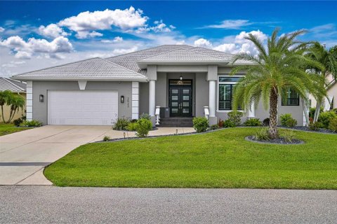 Villa ou maison à vendre à Punta Gorda, Floride: 3 chambres, 225.29 m2 № 2429185 - photo 19