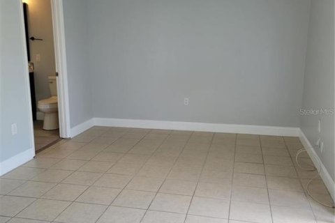 Apartment in Tavares, Florida 2 bedrooms, 102.56 sq.m. № 2207683 - photo 26