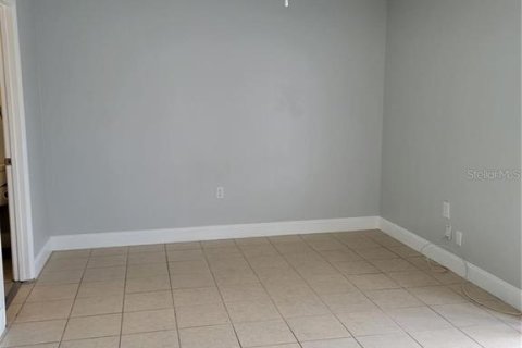 Apartment in Tavares, Florida 2 bedrooms, 102.56 sq.m. № 2207683 - photo 25