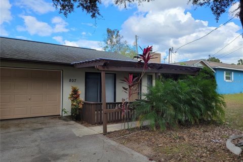 Apartment in Tavares, Florida 2 bedrooms, 102.56 sq.m. № 2207683