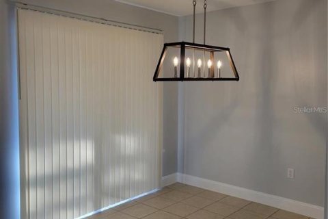 Apartment in Tavares, Florida 2 bedrooms, 102.56 sq.m. № 2207683 - photo 4