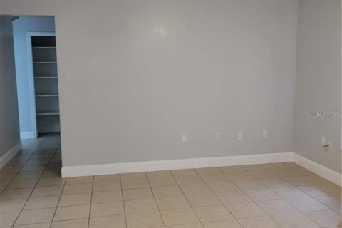Apartment in Tavares, Florida 2 bedrooms, 102.56 sq.m. № 2207683 - photo 22