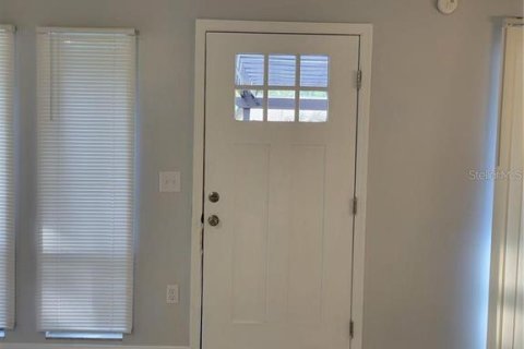 Apartment in Tavares, Florida 2 bedrooms, 102.56 sq.m. № 2207683 - photo 8