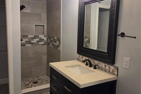 Apartment in Tavares, Florida 2 bedrooms, 102.56 sq.m. № 2207683 - photo 30