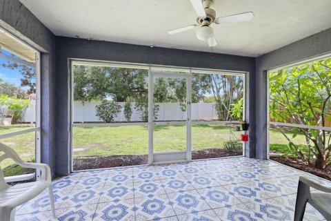 Casa en venta en Sarasota, Florida, 3 dormitorios, 120.31 m2 № 2167001 - foto 8