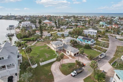 Casa en venta en Redington Beach, Florida, 4 dormitorios, 369.94 m2 № 1527186 - foto 23
