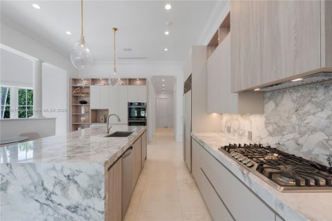 Купить виллу или дом в Корал-Гейблс, Флорида 6 спален, 877м2, № 1957627 - фото 20