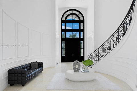 Купить виллу или дом в Корал-Гейблс, Флорида 6 спален, 877м2, № 1957627 - фото 23