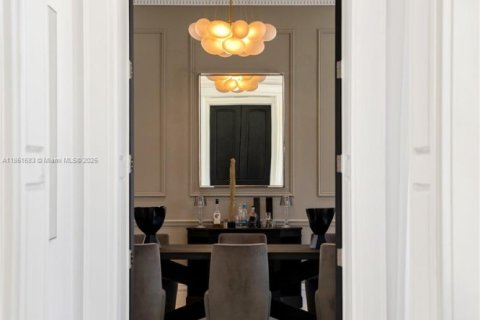 Купить виллу или дом в Корал-Гейблс, Флорида 6 спален, 877м2, № 1957627 - фото 12