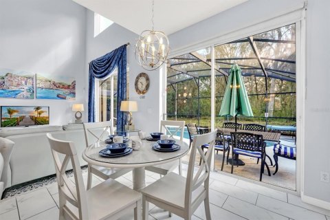Casa en venta en Kissimmee, Florida, 6 dormitorios, 267.65 m2 № 1527514 - foto 22