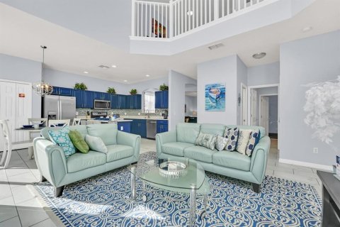 Casa en venta en Kissimmee, Florida, 6 dormitorios, 267.65 m2 № 1527514 - foto 13