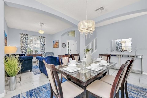 Casa en venta en Kissimmee, Florida, 6 dormitorios, 267.65 m2 № 1527514 - foto 10