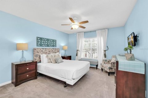 Casa en venta en Kissimmee, Florida, 6 dormitorios, 267.65 m2 № 1527514 - foto 30