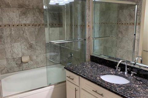 Condominio en alquiler en Orlando, Florida, 3 dormitorios, 136.19 m2 № 1821241 - foto 18