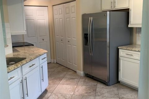 Condominio en alquiler en Orlando, Florida, 3 dormitorios, 136.19 m2 № 1821241 - foto 14