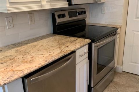 Condominio en alquiler en Orlando, Florida, 3 dormitorios, 136.19 m2 № 1821241 - foto 13