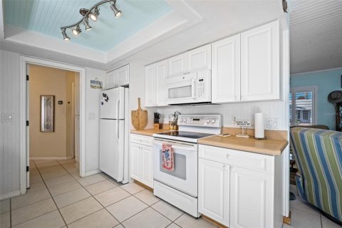 Casa en venta en New Smyrna Beach, Florida, 3 dormitorios, 167.78 m2 № 1543418 - foto 15