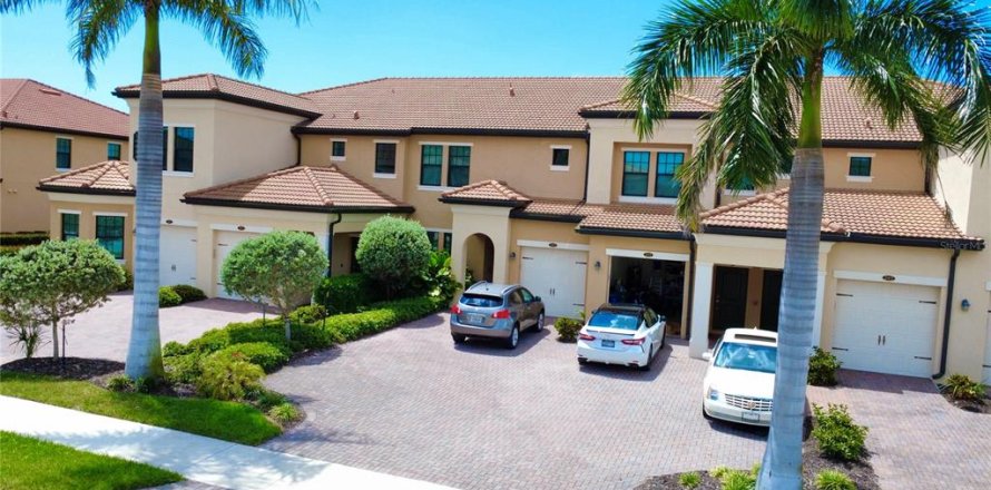 Condo à Venice, Floride, 2 chambres  № 2107399
