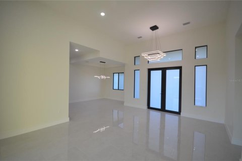 Casa en alquiler en Cape Coral, Florida, 3 dormitorios, 172.24 m2 № 2142398 - foto 10