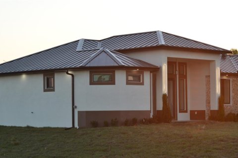 Casa en alquiler en Cape Coral, Florida, 3 dormitorios, 172.24 m2 № 2142398 - foto 4