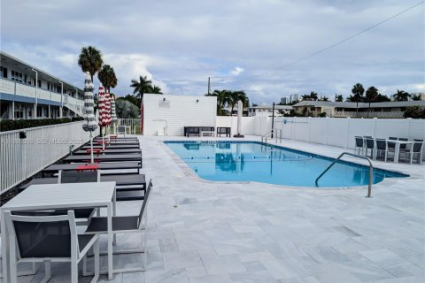 Copropriété à vendre à Hallandale Beach, Floride: 1 chambre, 55.74 m2 № 2088525 - photo 29