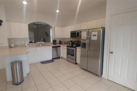 Casa en alquiler en Kissimmee, Florida, 6 dormitorios, 261.24 m2 № 1581784 - foto 22