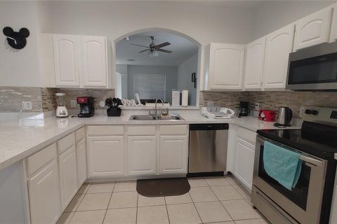 Casa en alquiler en Kissimmee, Florida, 6 dormitorios, 261.24 m2 № 1581784 - foto 21
