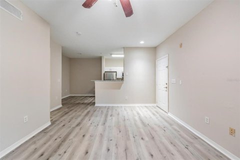 Copropriété à vendre à Tampa, Floride: 1 chambre, 55.56 m2 № 1856033 - photo 6