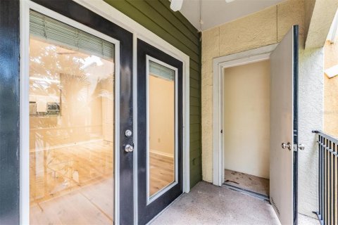 Copropriété à vendre à Tampa, Floride: 1 chambre, 55.56 m2 № 1856033 - photo 19