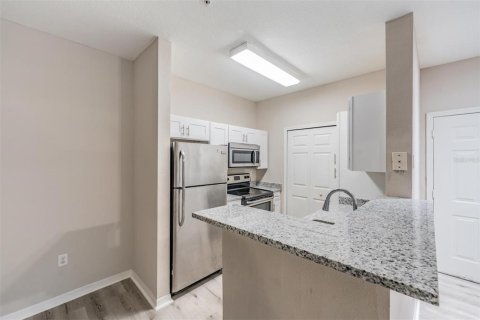 Copropriété à vendre à Tampa, Floride: 1 chambre, 55.56 m2 № 1856033 - photo 8