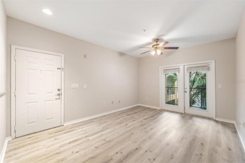 Copropriété à vendre à Tampa, Floride: 1 chambre, 55.56 m2 № 1856033 - photo 5