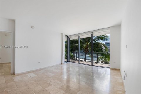 Купить кондоминиум в Майами, Флорида 1 спальня, 75.25м2, № 2045805 - фото 5