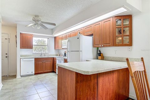 Touwnhouse à vendre à New Smyrna Beach, Floride: 3 chambres, 149.39 m2 № 1913430 - photo 16