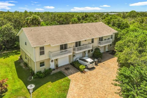 Touwnhouse à vendre à New Smyrna Beach, Floride: 3 chambres, 149.39 m2 № 1913430 - photo 5