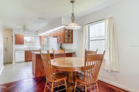 Touwnhouse à vendre à New Smyrna Beach, Floride: 3 chambres, 149.39 m2 № 1913430 - photo 14