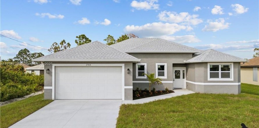 House in Cape Coral, Florida 3 bedrooms № 1959221